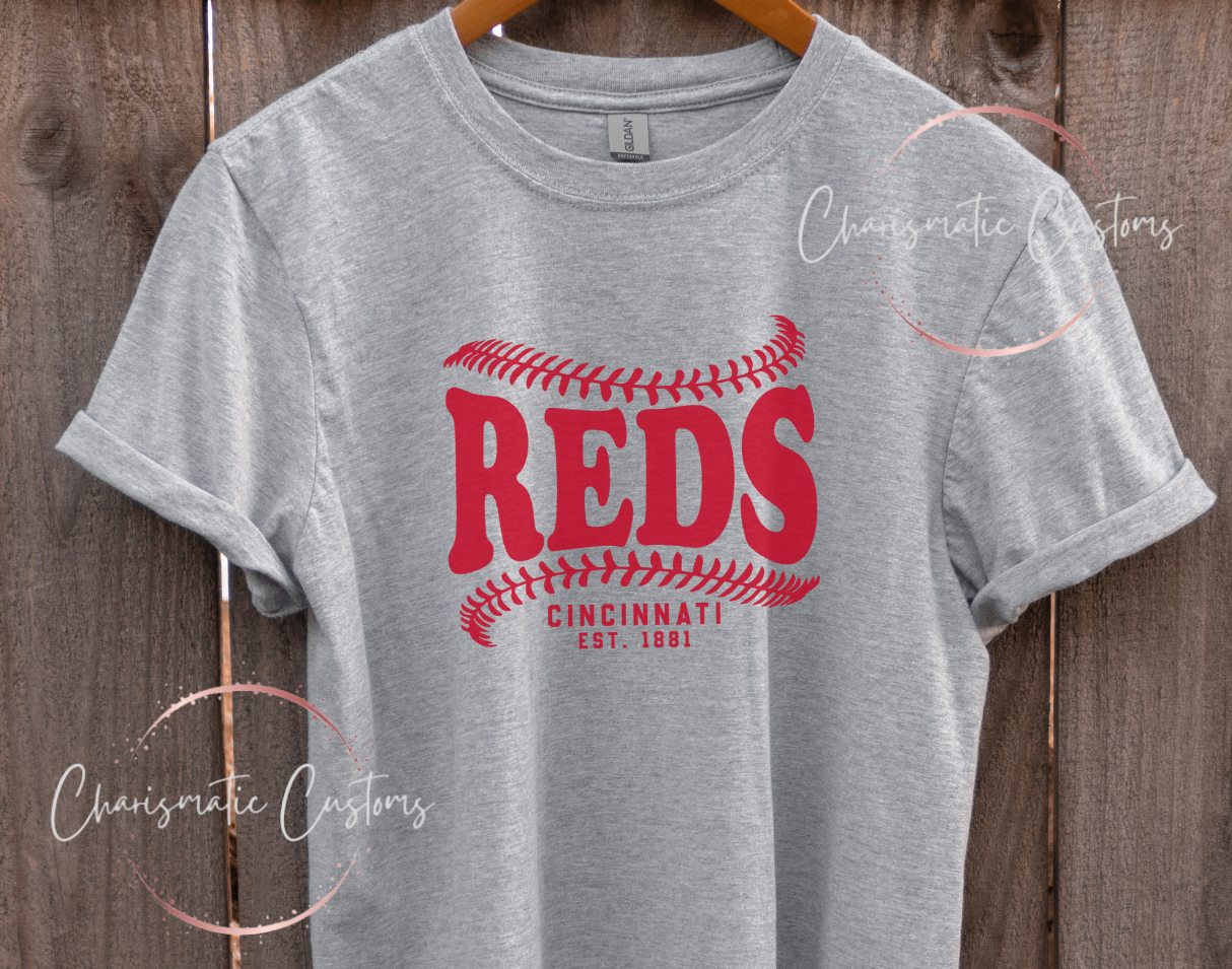 Cincinnati Reds Genuine Merchandise Men's Size Large Red T-Shirt Reds Logo